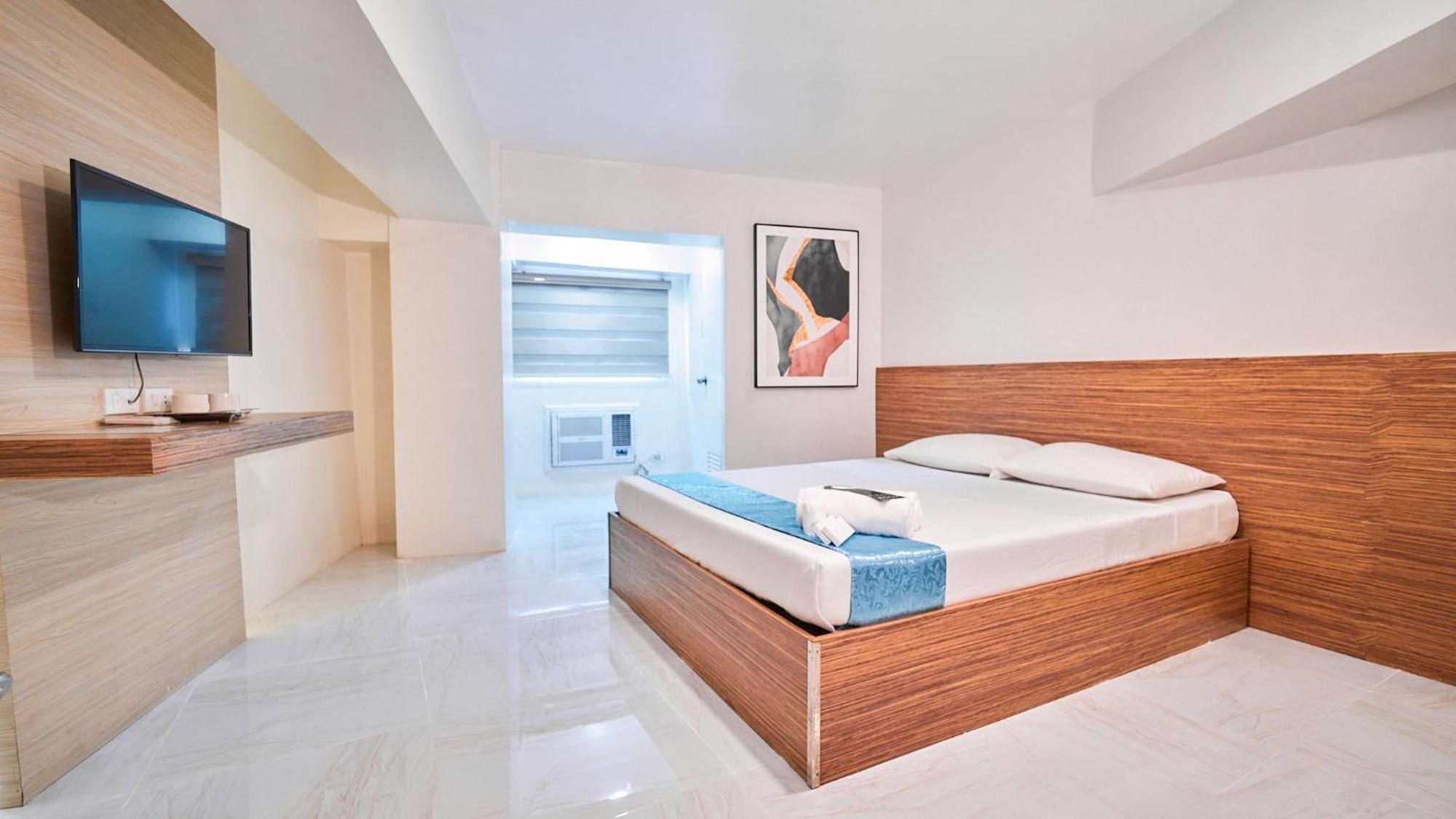 Circuit Hostel Makati City Extérieur photo