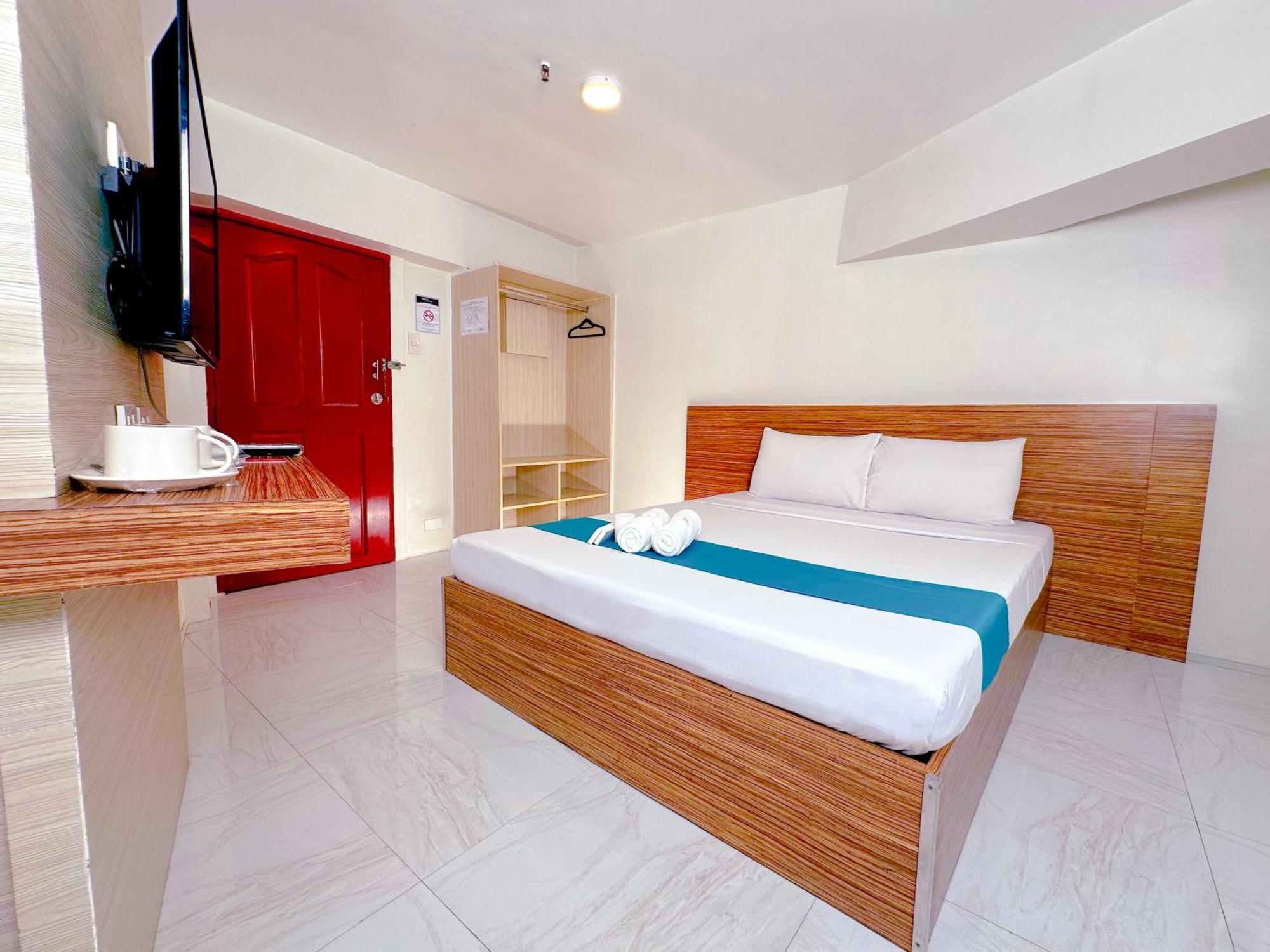 Circuit Hostel Makati City Extérieur photo